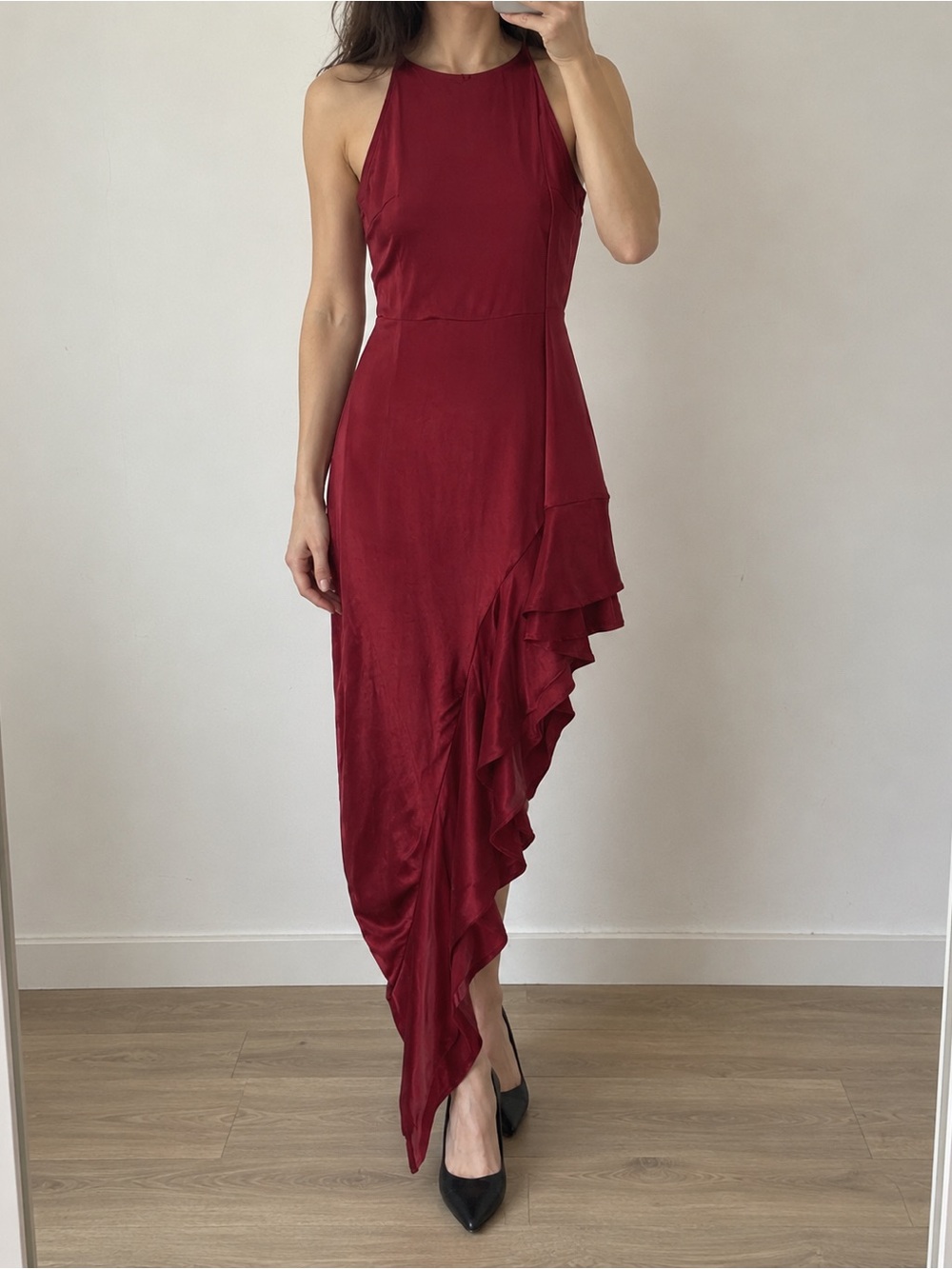 Belissi Elegant Red Ruffled Halter Maxi Dress